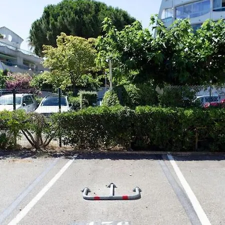Lägenhet Chez Alexandra - Elegant Avec Parking A Proximite Des Plages *